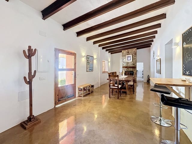 7 bedroom Townhouse for sale in Tarifa with garage - € 880,000 (Ref: 10094084)