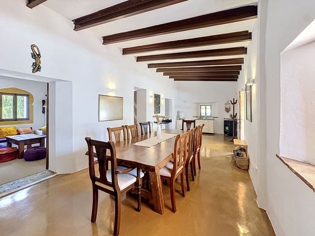 7 bedroom Townhouse for sale in Tarifa with garage - € 880,000 (Ref: 10094084)