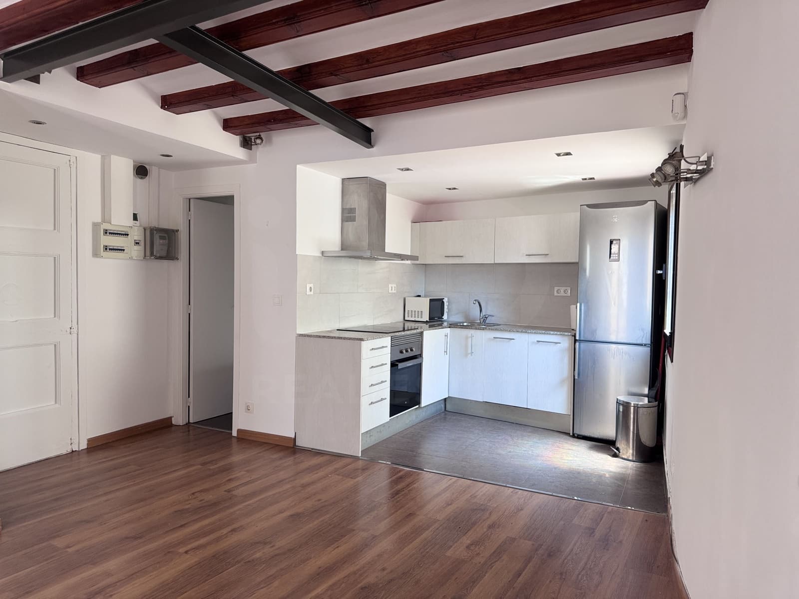 1 soveværelse Lejlighed til salg i Barcelona by - € 168.000 (Ref: 10094086)