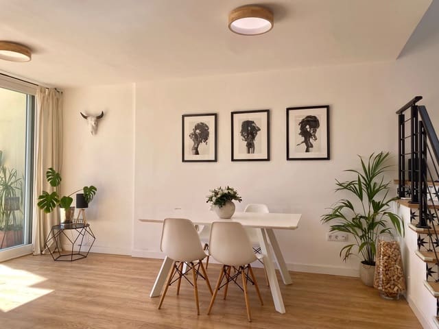 4 soverom Rekkehus til salgs i San Jose / Sant Josep de Sa Talaia med svømmebasseng garasje - € 800 000 (Ref: 10094087)