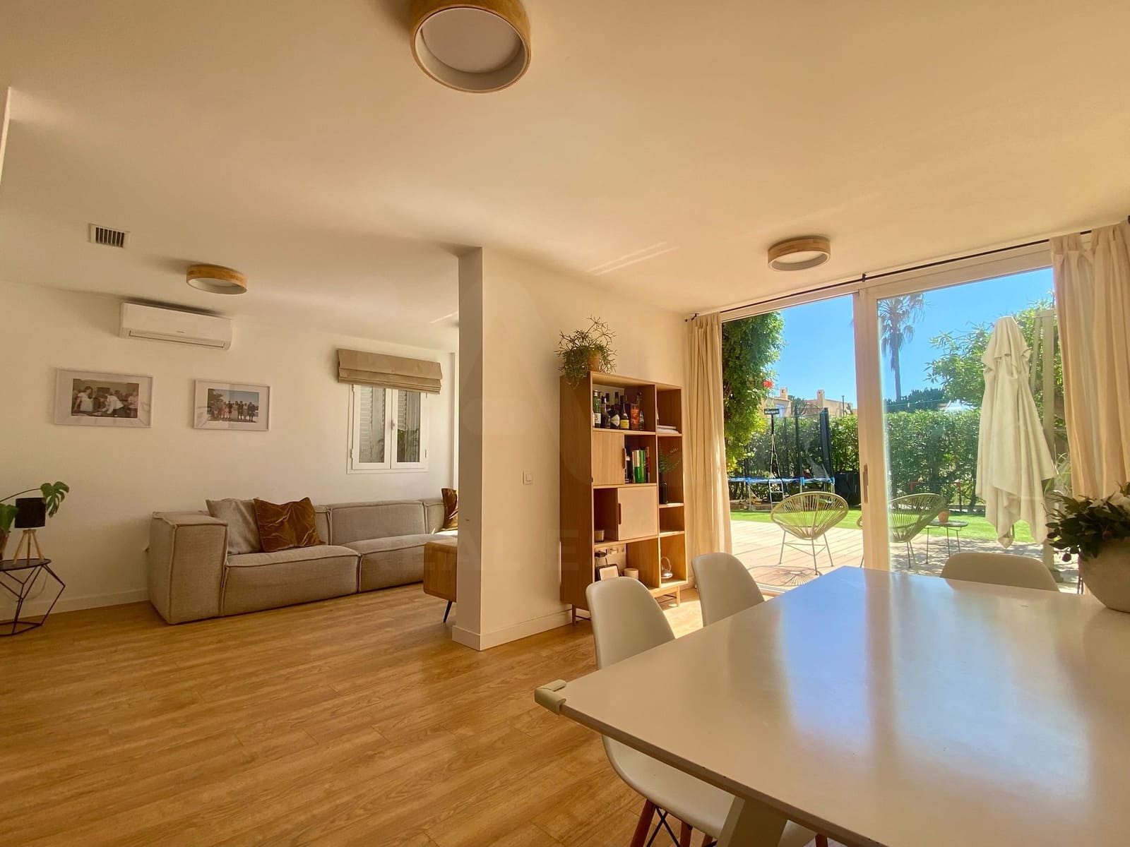 4 soverom Rekkehus til salgs i San Jose / Sant Josep de Sa Talaia med svømmebasseng garasje - € 800 000 (Ref: 10094087)