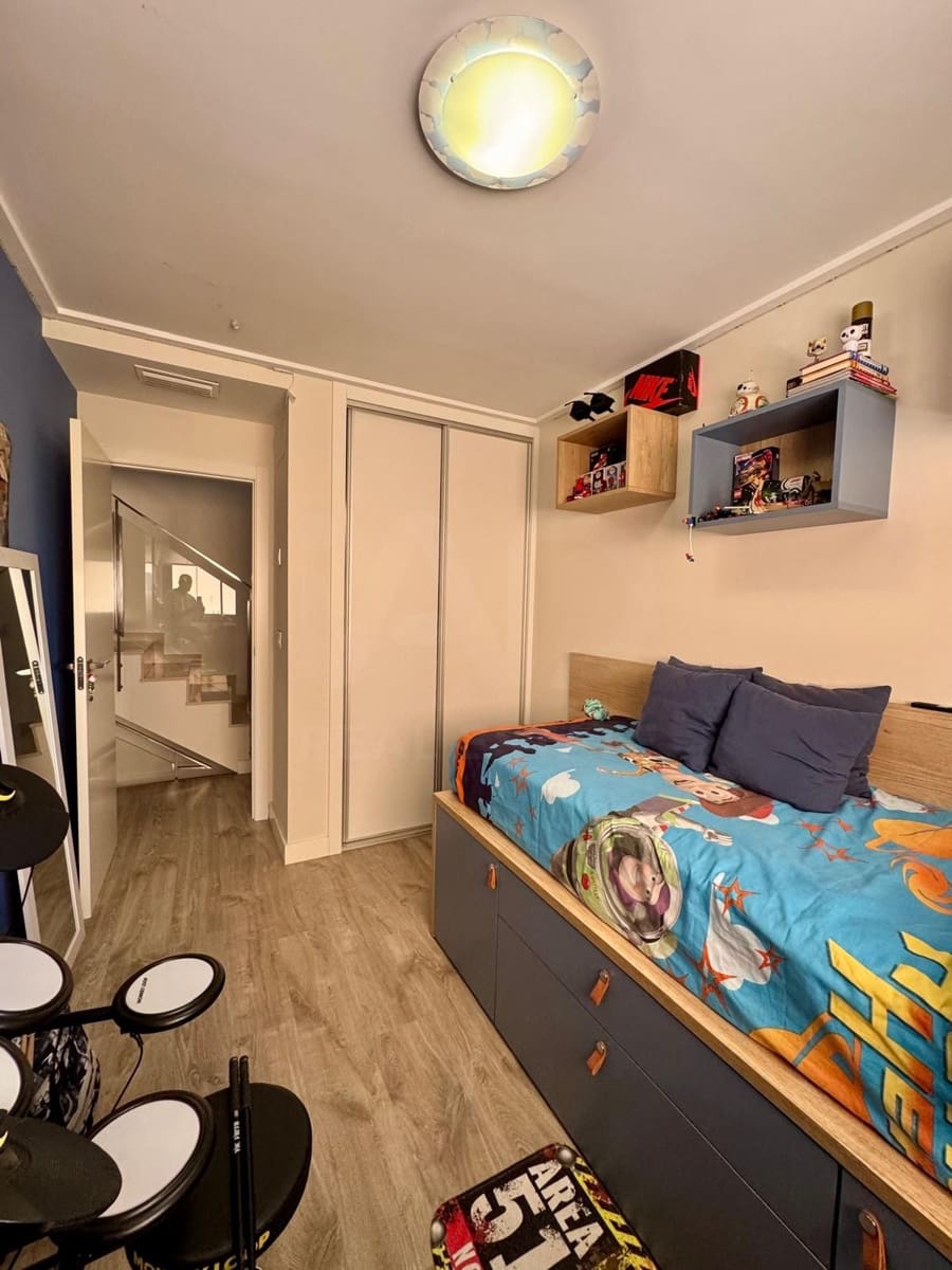 3 quarto Moradia em Banda para venda em El Campello com piscina garagem - 695 000 € (Ref: 10094088)