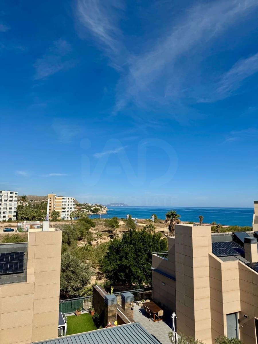 3 quarto Moradia em Banda para venda em El Campello com piscina garagem - 695 000 € (Ref: 10094088)