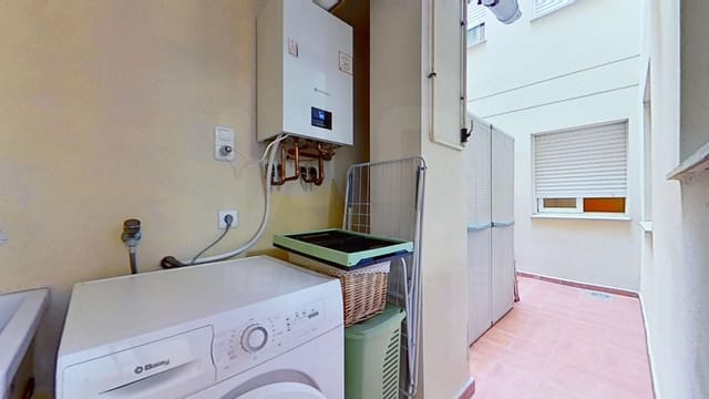 3 bedroom Apartment for sale in El Vendrell - € 208,000 (Ref: 10094090)