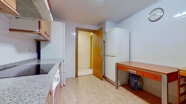 3 bedroom Apartment for sale in El Vendrell - € 208,000 (Ref: 10094090)