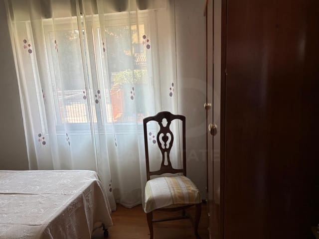 3 chambre Maison de Ville à vendre à San Andrés del Rabanedo avec garage - 198 000 € (Ref: 10094095)