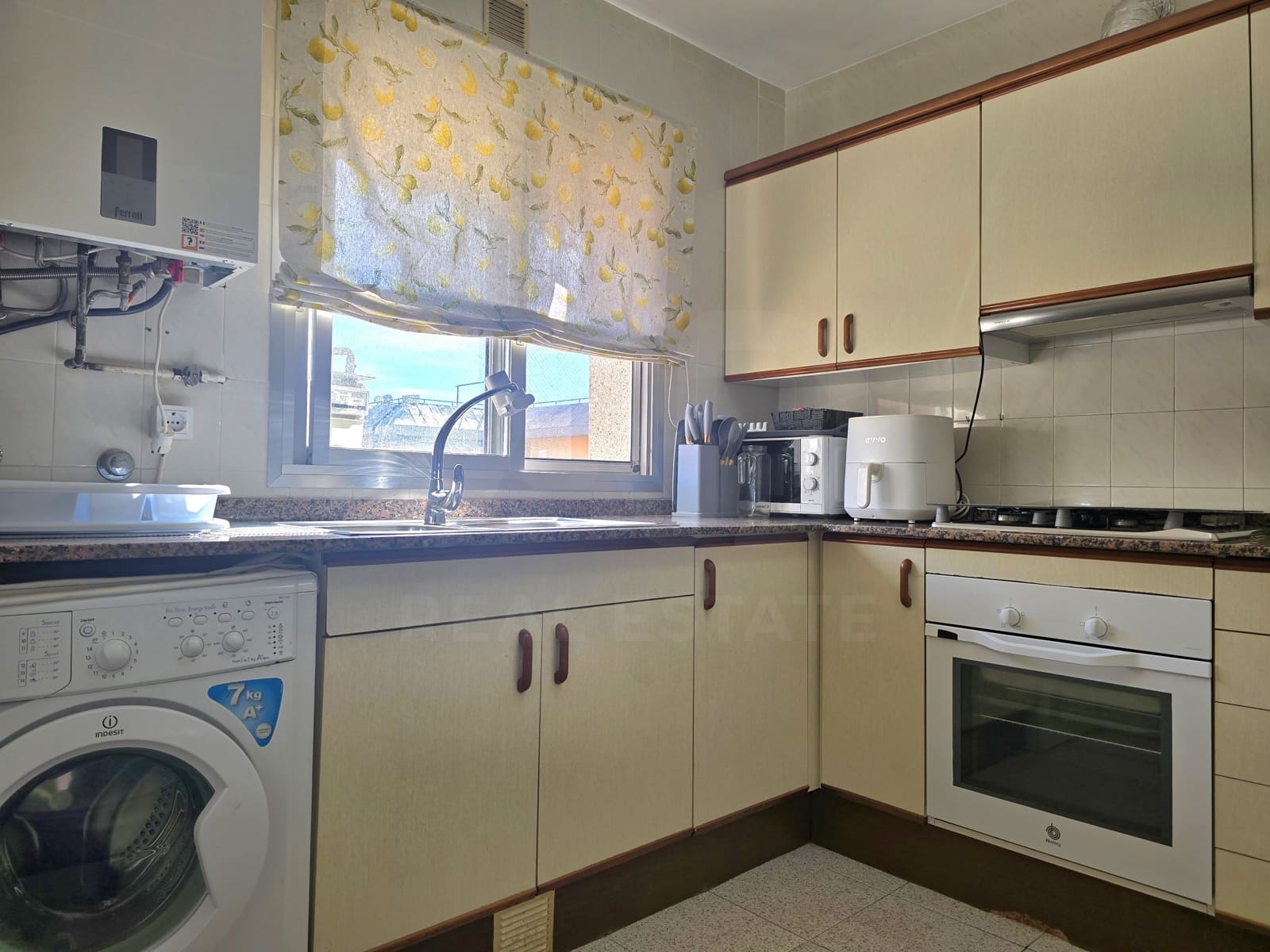 3 soveværelse Lejlighed til salg i Calafell med garage - € 199.000 (Ref: 10094103)