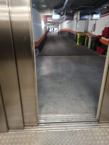 Commercieel te huur in Madrid stad - € 42.000 (Ref: 10094104)