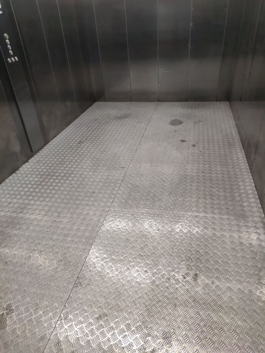 Local Comercial en Madrid ciudad en alquiler - 42.000 € (Ref: 10094104)