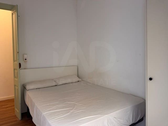 3 quarto Apartamento para arrendar em La Barceloneta, Barcelona cidade - 1 690 € (Ref: 10094105)