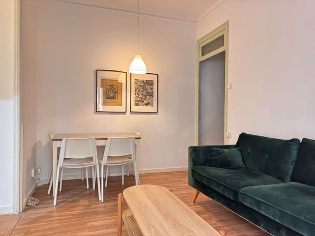 3 soverom Leilighet til leie i La Barceloneta, Barcelona by - € 1 690 (Ref: 10094105)
