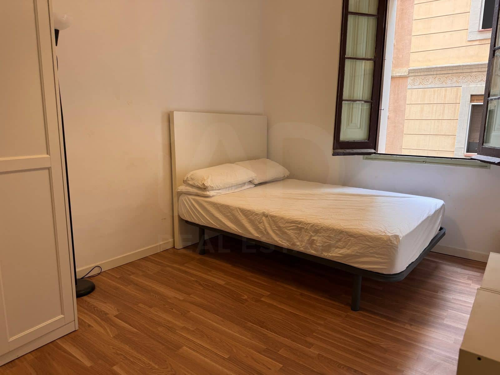 3 soverom Leilighet til leie i Barcelona by - € 1 690 (Ref: 10094105)