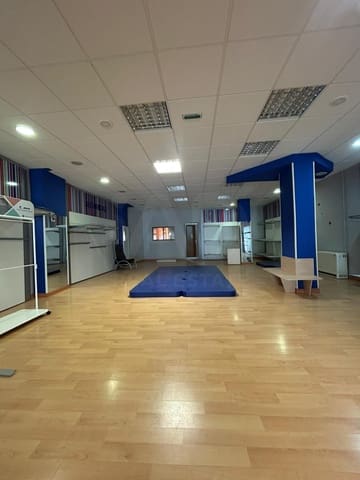 Local Commercial à vendre à Béjar - 70 000 € (Ref: 10094107)