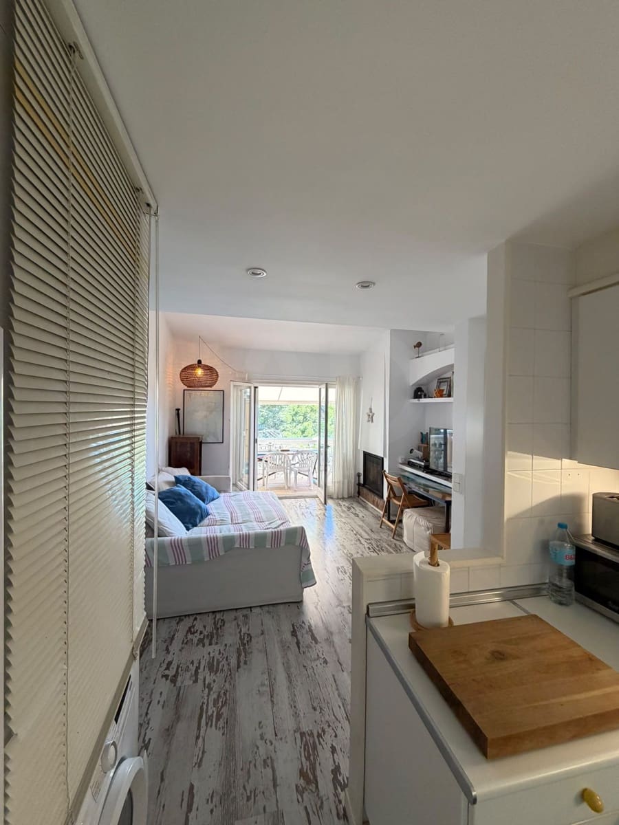 2 soveværelse Lejlighed til salg i Begur med swimmingpool garage - € 390.000 (Ref: 10095535)
