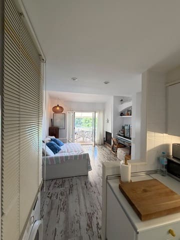 2 soveværelse Lejlighed til salg i Begur med swimmingpool garage - € 390.000 (Ref: 10095535)