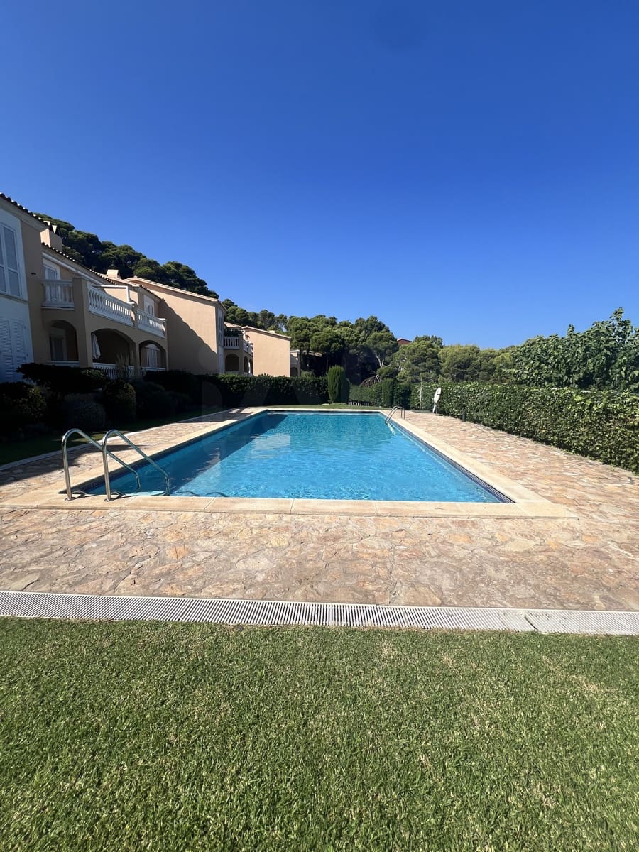 2 bedroom Apartment for sale in Begur with pool garage - € 390,000 (Ref: 10095535)