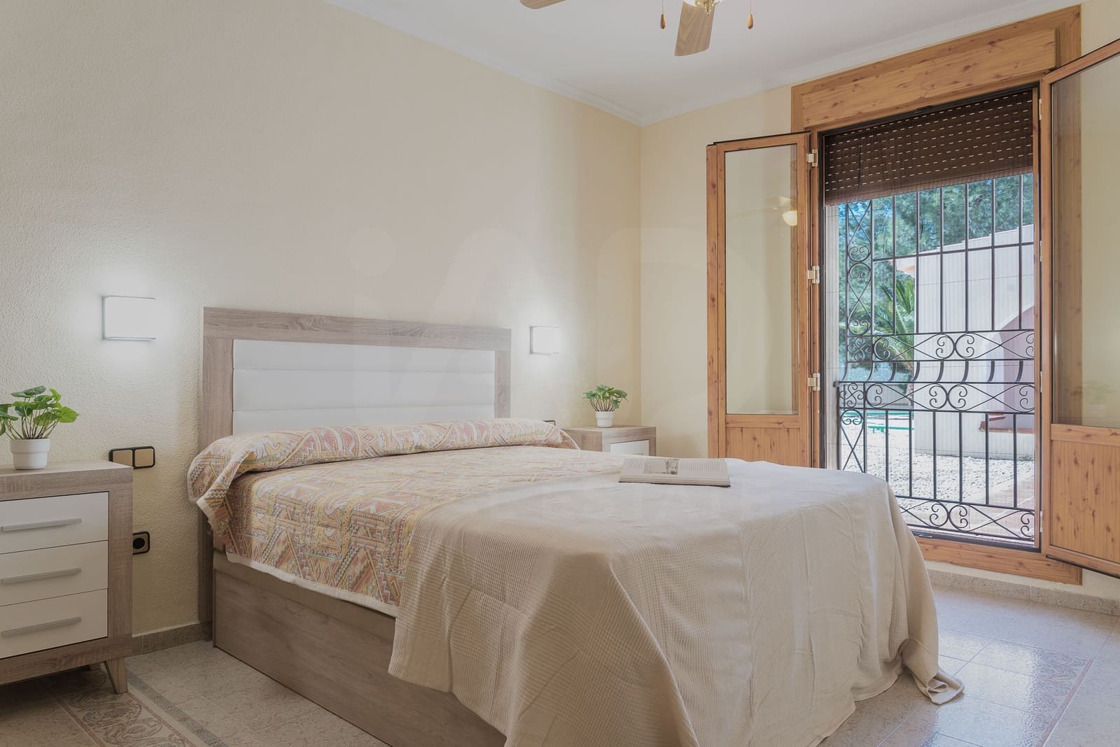 5 soveværelse Finca/Landehus til salg i Las Tres Villas med swimmingpool garage - € 650.000 (Ref: 10095543)
