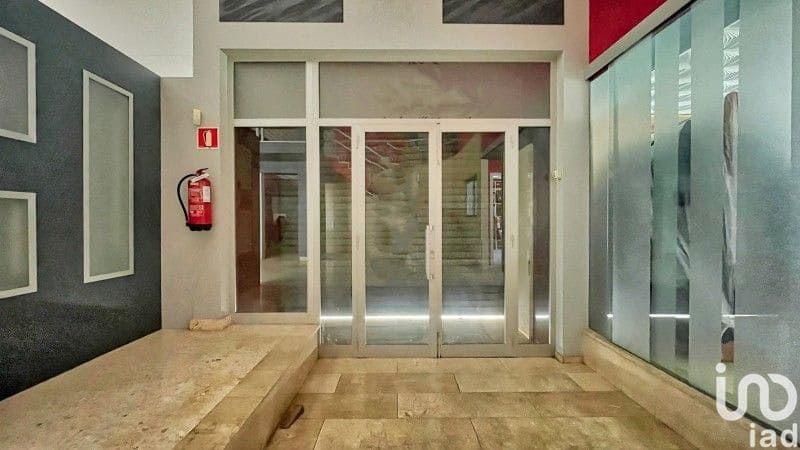 Kaupallinen myytävänä paikassa Pego mukana 
autotalli - 576 000 € (Ref: 10095544)