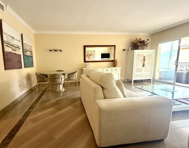 2 soverom Leilighet til leie i Marbella med svømmebasseng garasje - € 2 450 (Ref: 10095545)