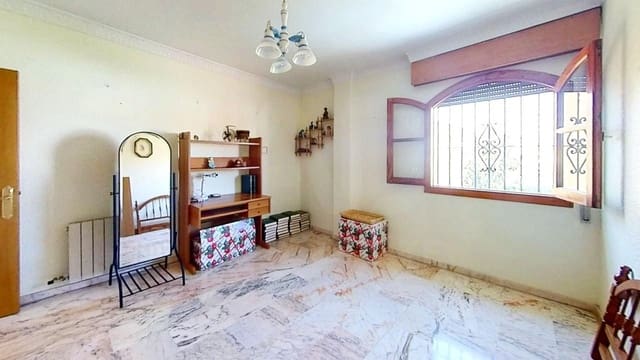 4 sovrum Hus till salu i Pinos Puente med pool garage - 275 000 € (Ref: 10097450)