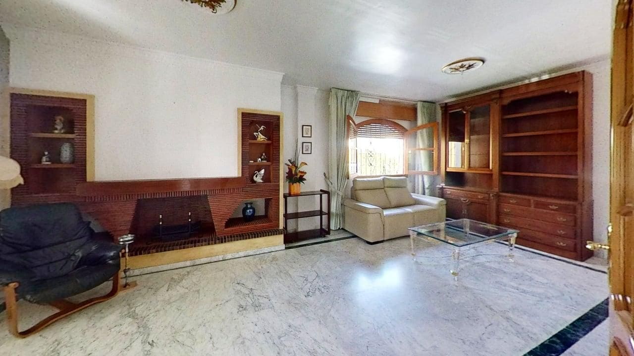 4 sovrum Hus till salu i Pinos Puente med pool garage - 275 000 € (Ref: 10097450)