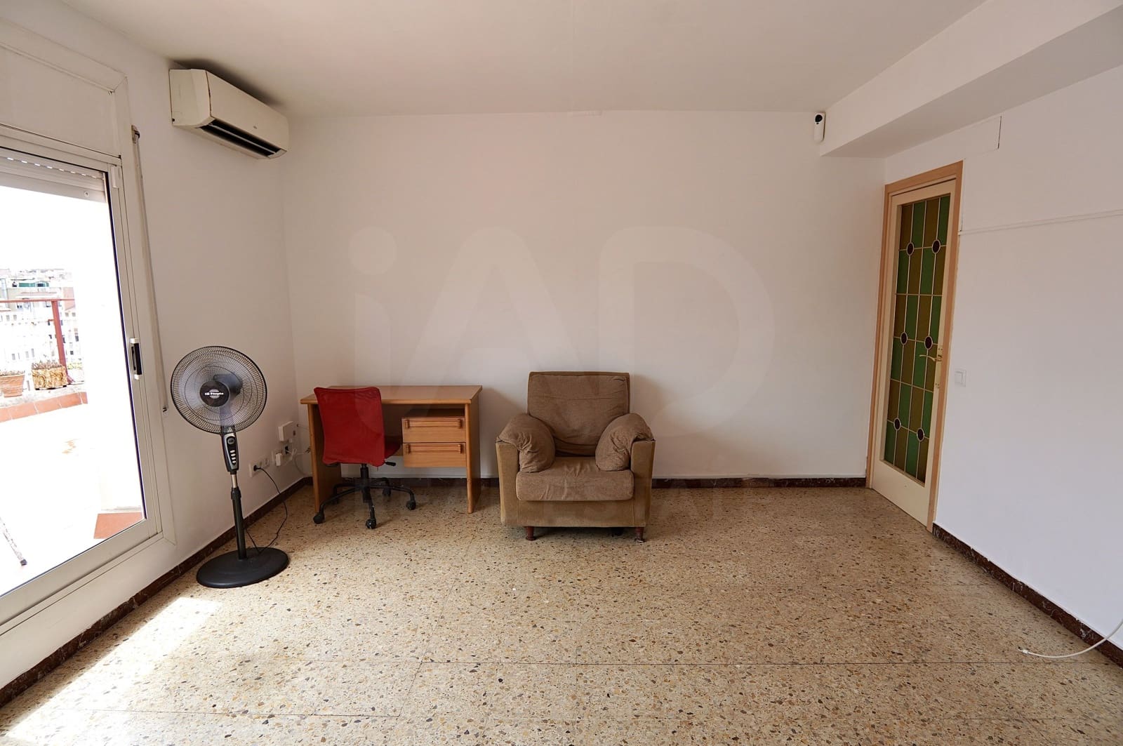 3 sovrum Takvåning till salu i Badalona - 285 000 € (Ref: 10097454)