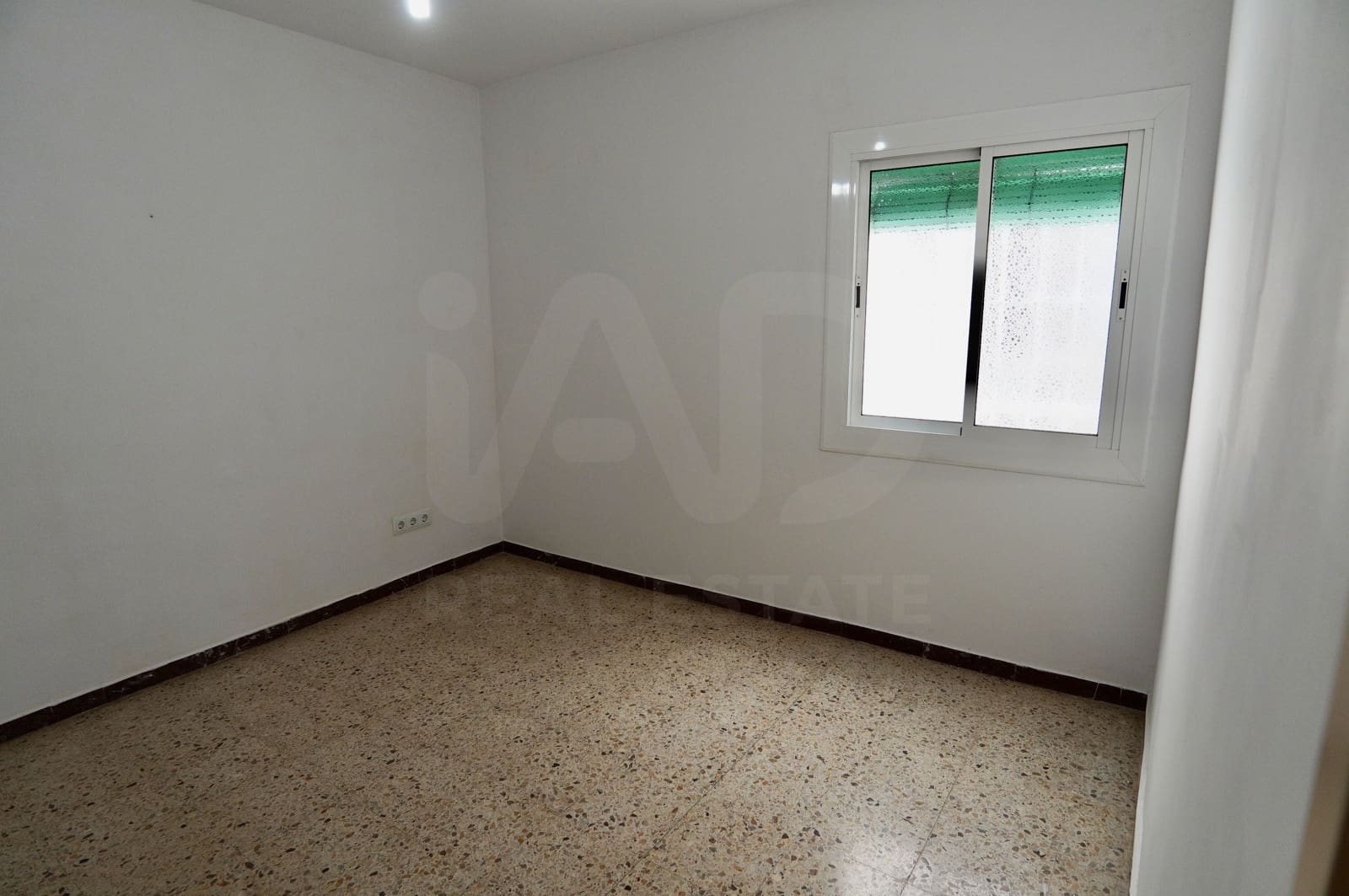 3 sovrum Takvåning till salu i Badalona - 285 000 € (Ref: 10097454)