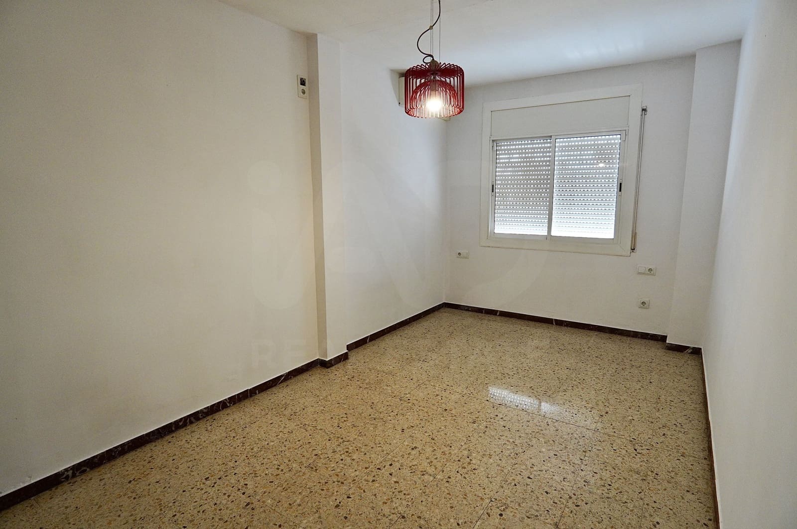 3 sovrum Takvåning till salu i Badalona - 285 000 € (Ref: 10097454)