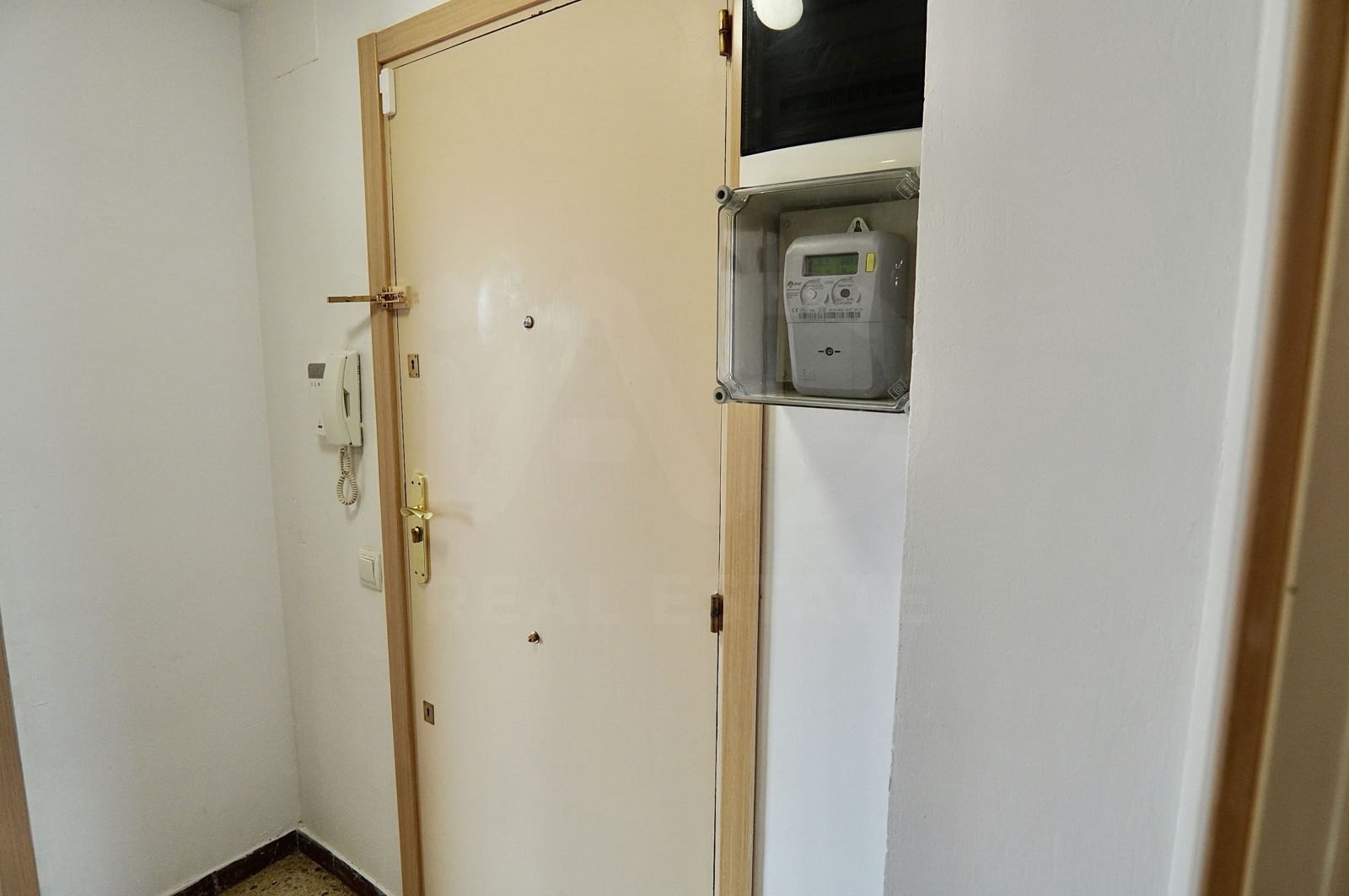 3 sovrum Takvåning till salu i Badalona - 285 000 € (Ref: 10097454)