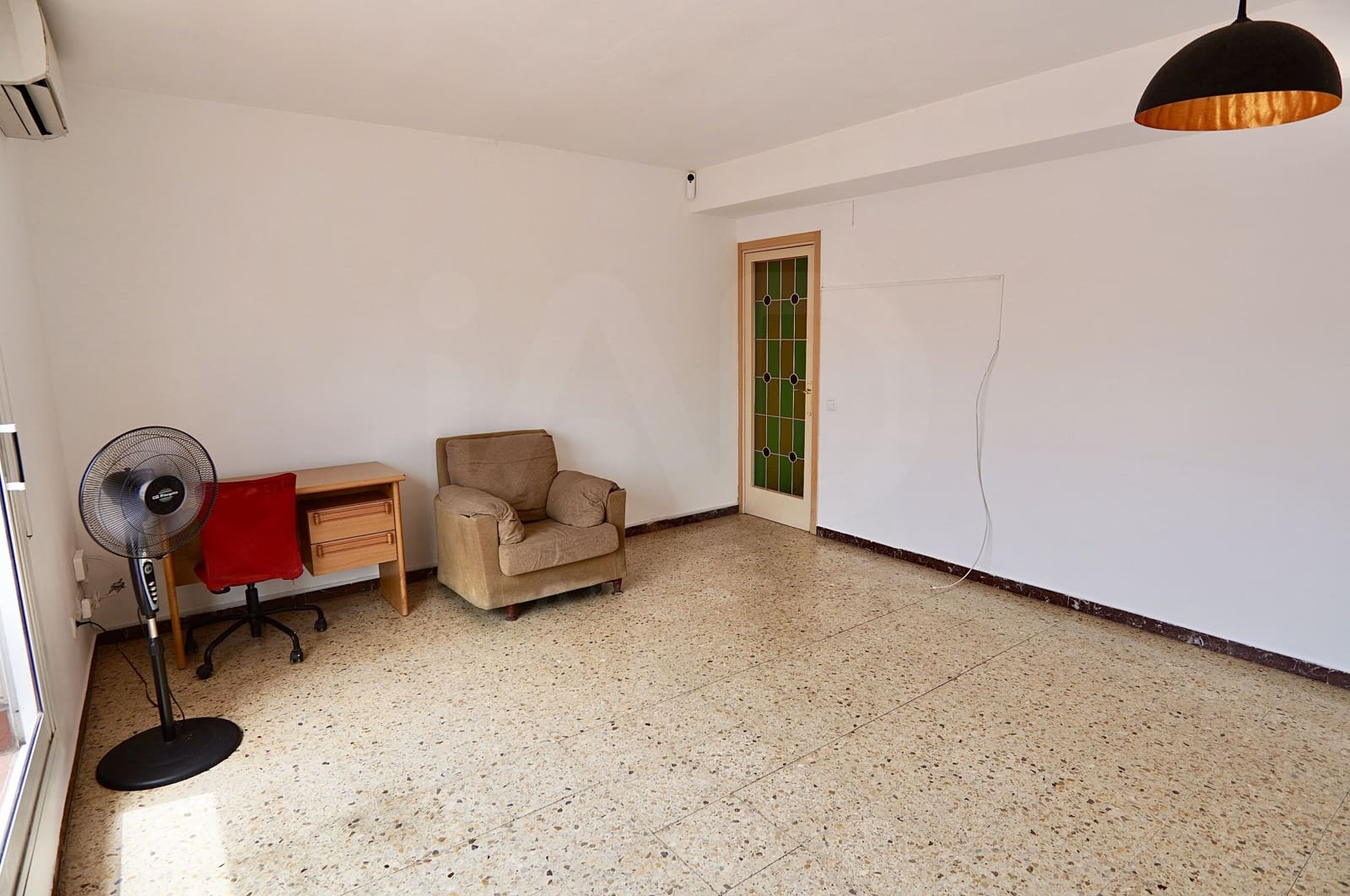 3 sovrum Takvåning till salu i Badalona - 285 000 € (Ref: 10097454)