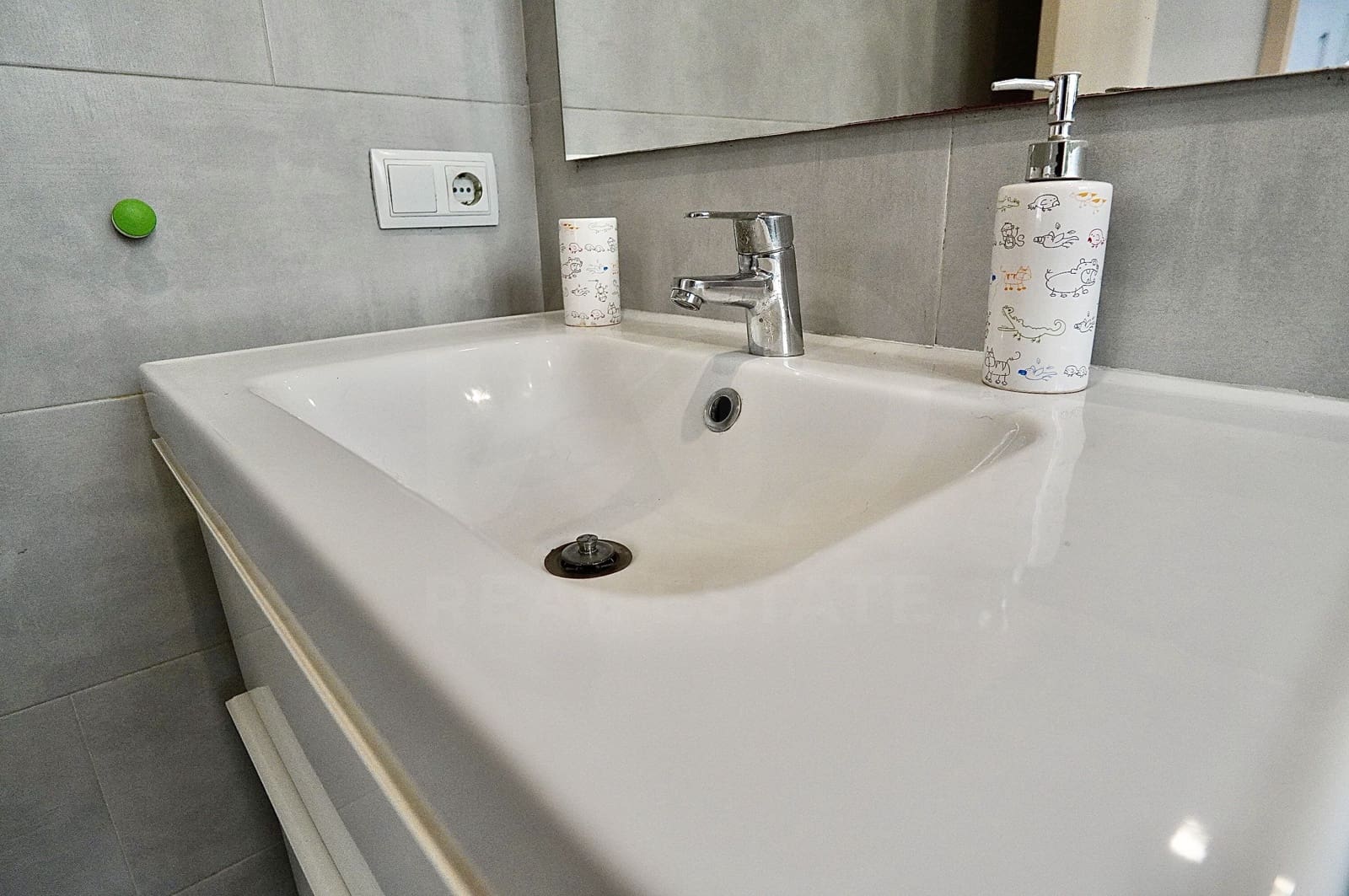 3 sovrum Takvåning till salu i Badalona - 285 000 € (Ref: 10097454)