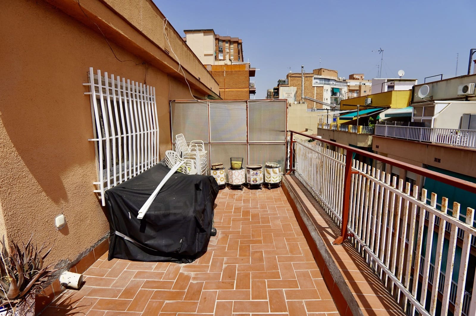 3 sovrum Takvåning till salu i Badalona - 285 000 € (Ref: 10097454)