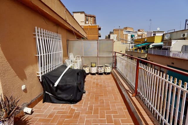 3 quarto Penthouse para venda em Badalona - 285 000 € (Ref: 10097454)