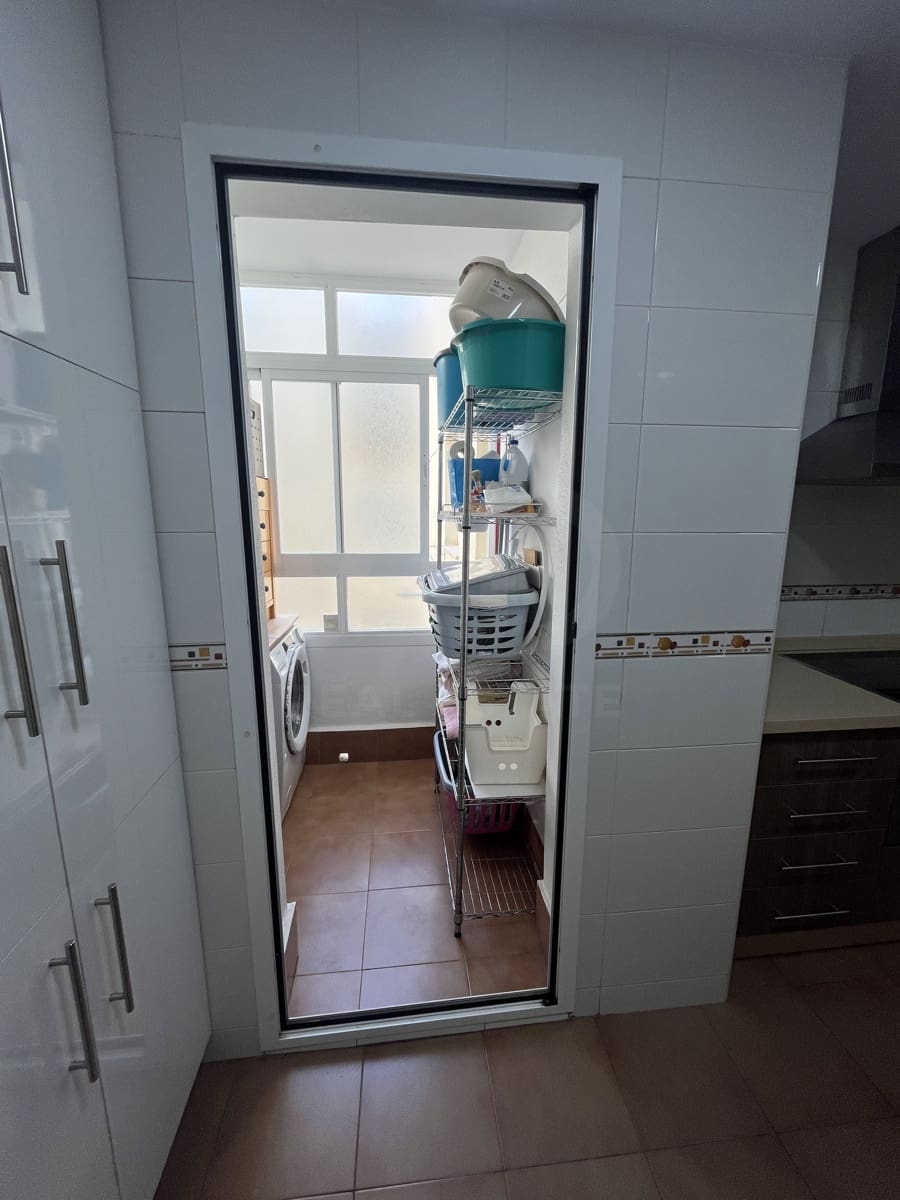 3 soverom Leilighet til salgs i Malaga by med garasje - € 349 500 (Ref: 10097456)