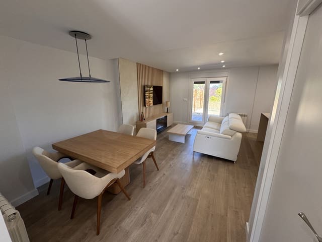 3 slaapkamer Huis te koop in Valdefresno met zwembad garage - € 279.000 (Ref: 10097457)