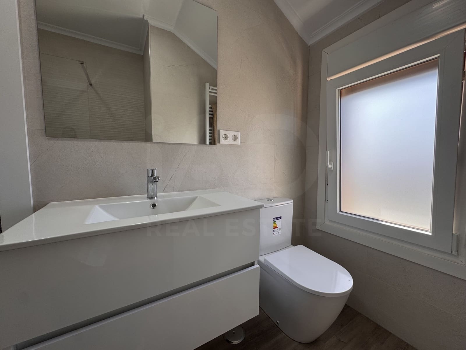 3 slaapkamer Huis te koop in Valdefresno met zwembad garage - € 279.000 (Ref: 10097457)