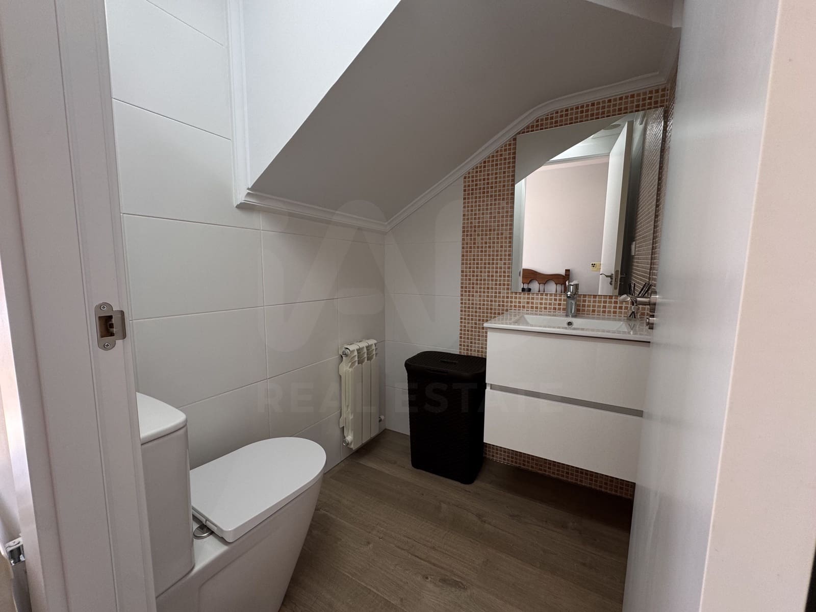 3 slaapkamer Huis te koop in Valdefresno met zwembad garage - € 279.000 (Ref: 10097457)
