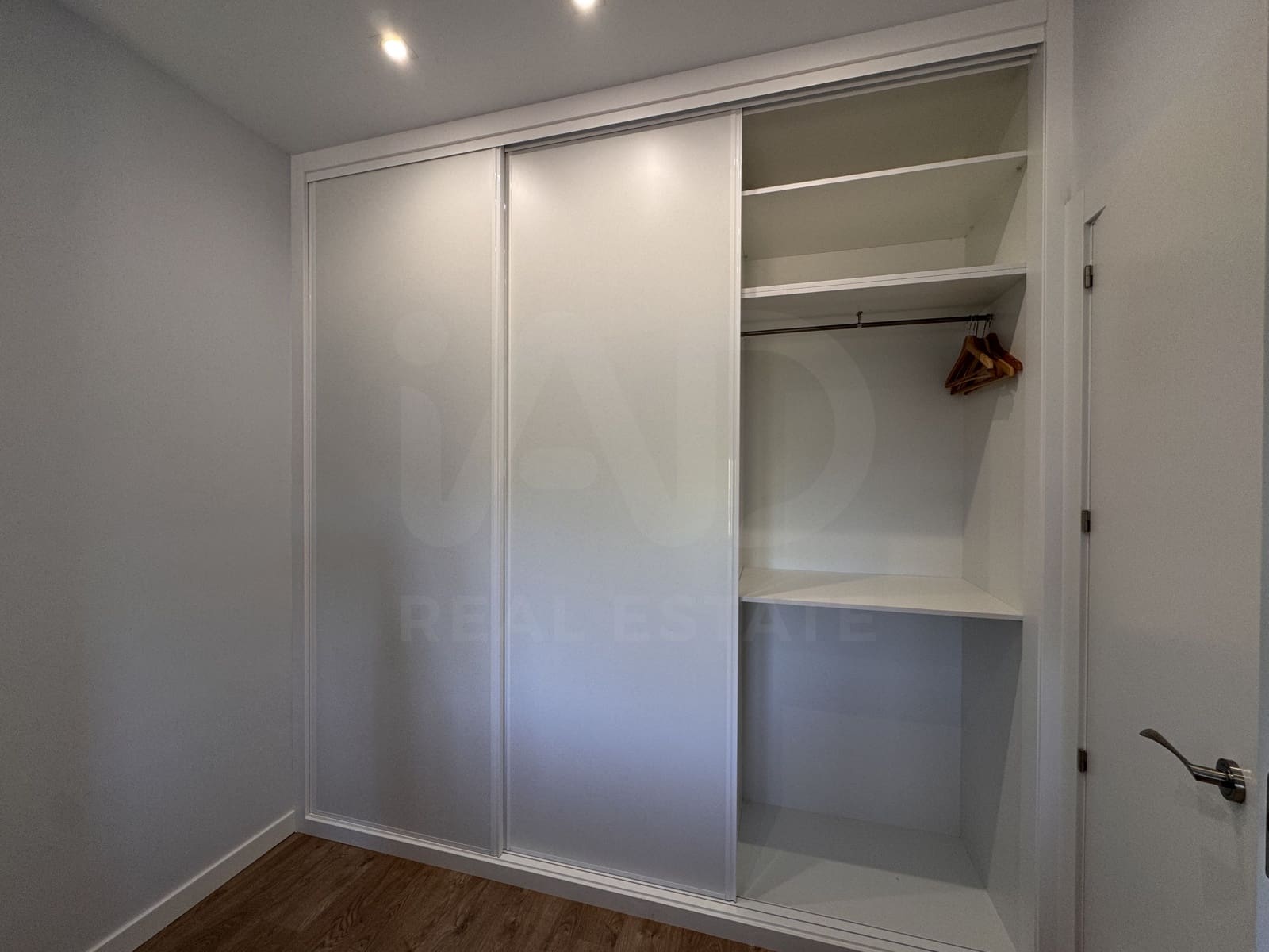 3 slaapkamer Huis te koop in Valdefresno met zwembad garage - € 279.000 (Ref: 10097457)