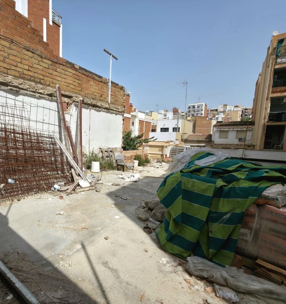 Teren niezagospodarowany na sprzedaż w Badalona - 149 000 € (Ref: 10097458)