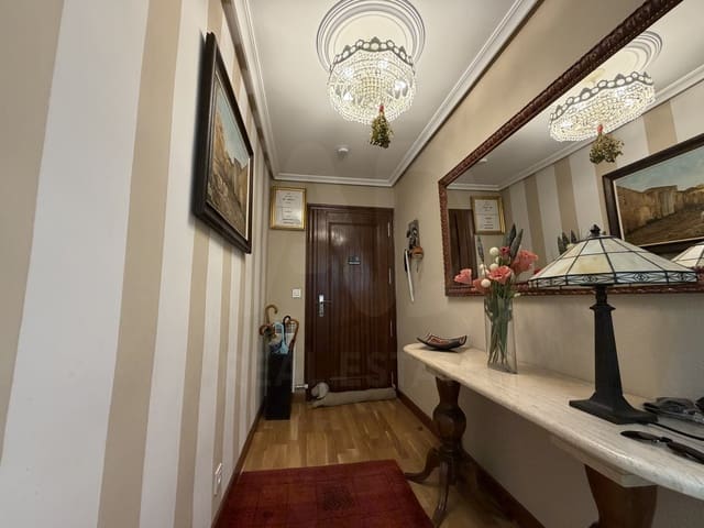 Apartamento de 4 habitaciones en Valladolid ciudad en venta con garaje - 244.955 € (Ref: 10098987)