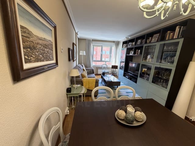 Apartamento de 4 habitaciones en Valladolid ciudad en venta con garaje - 244.955 € (Ref: 10098987)
