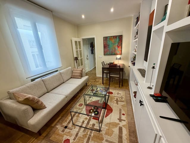 2 soverom Leilighet til salgs i Castellana, Madrid by - € 629 000 (Ref: 10098990)