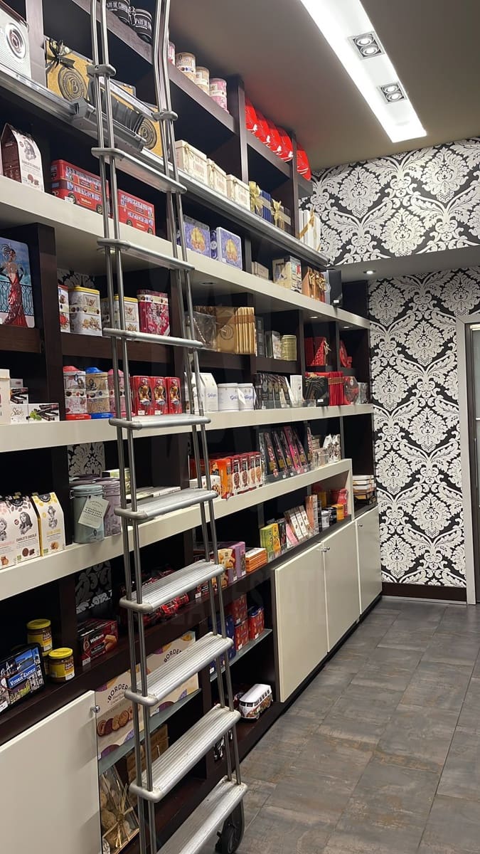 Local Comercial en Vitoria-Gasteiz en venta - 450.000 € (Ref: 10098998)