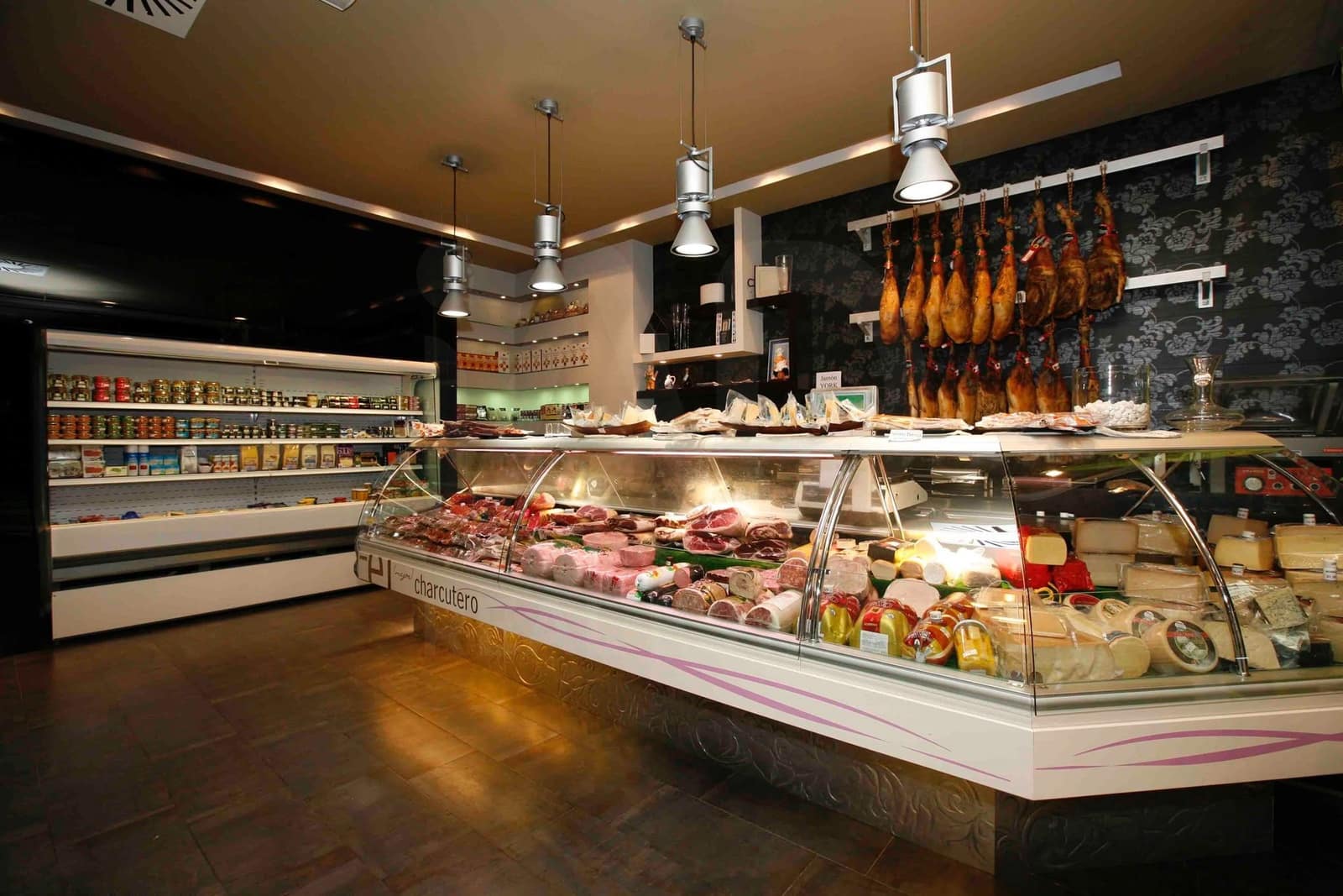 Local Comercial en Vitoria-Gasteiz en venta - 450.000 € (Ref: 10098998)