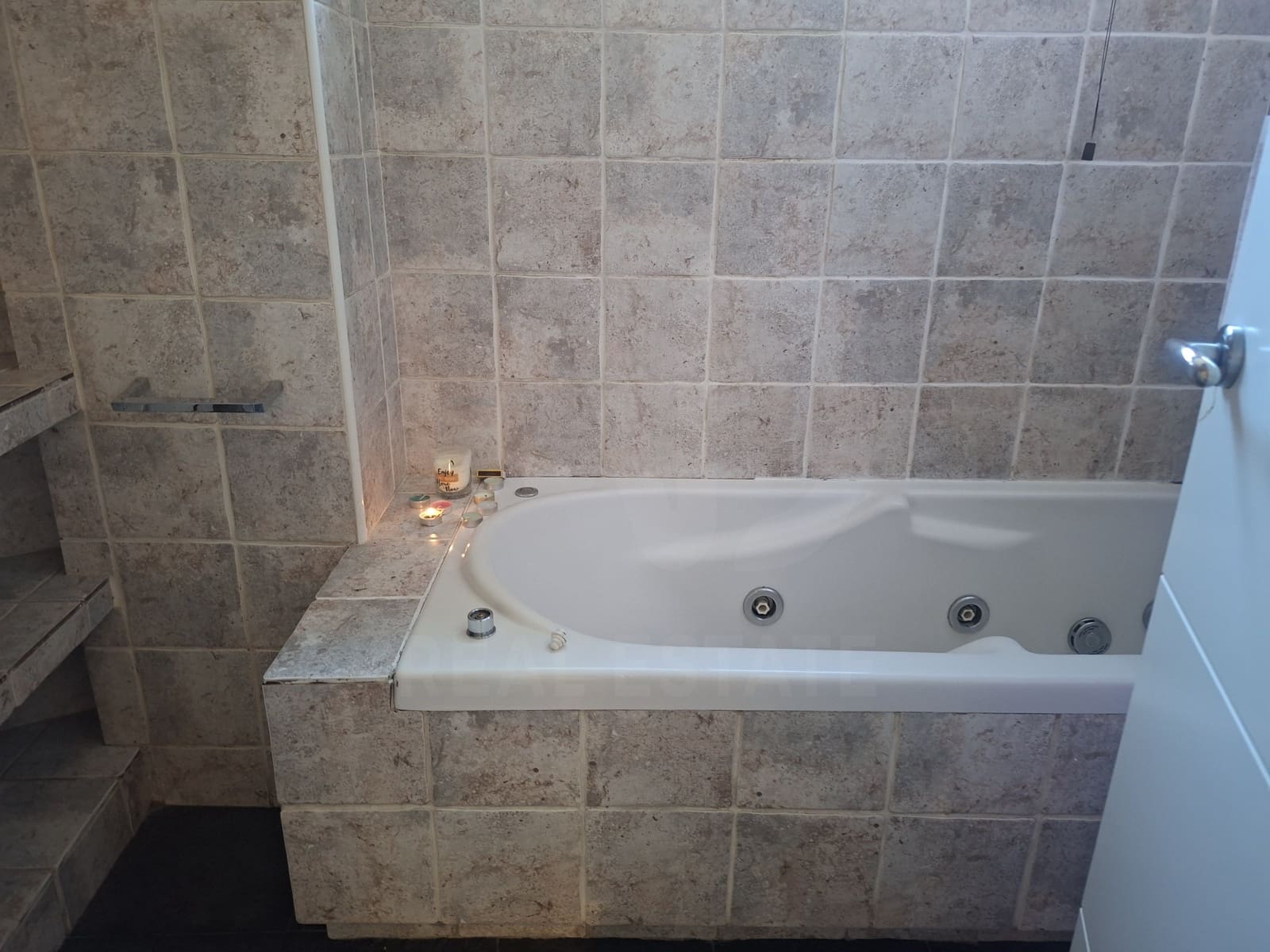 1 makuuhuone Huoneisto vuokrattavana paikassa Madrid kaupunki - 950 € (Ref: 10098999)