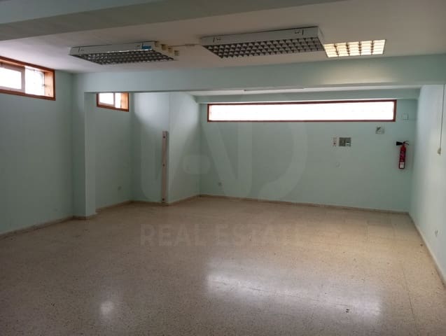 Gewerbe zu verkaufen in Jaca - 63.000 € (Ref: 10099000)