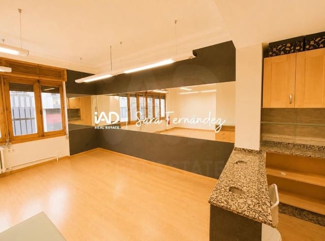 Commercial for sale in León city - € 85,000 (Ref: 10099001)