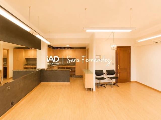 Commercial for sale in León city - € 85,000 (Ref: 10099001)