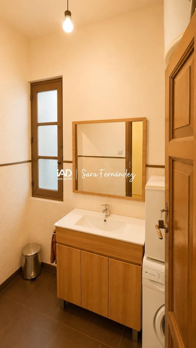 Commercial for sale in Leon city - € 85,000 (Ref: 10099001)