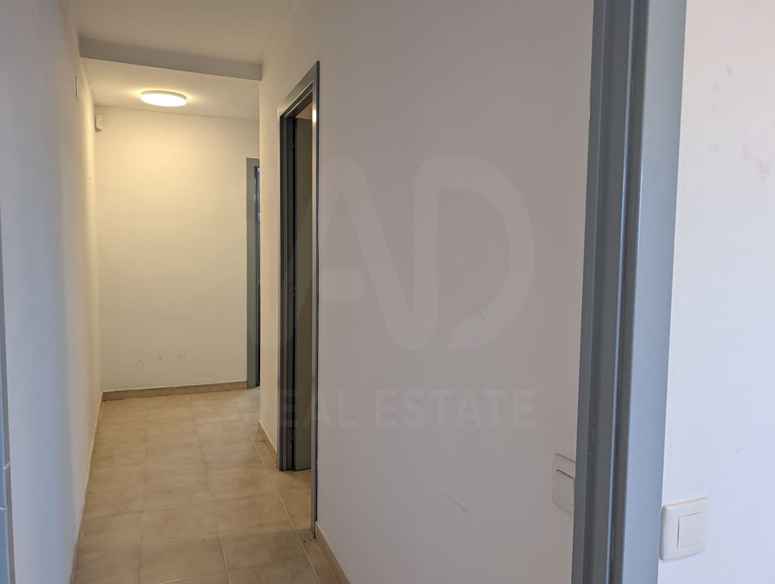 1 bedroom Commercial for sale in Vilafranca del Penedes with garage - € 58,000 (Ref: 10099002)